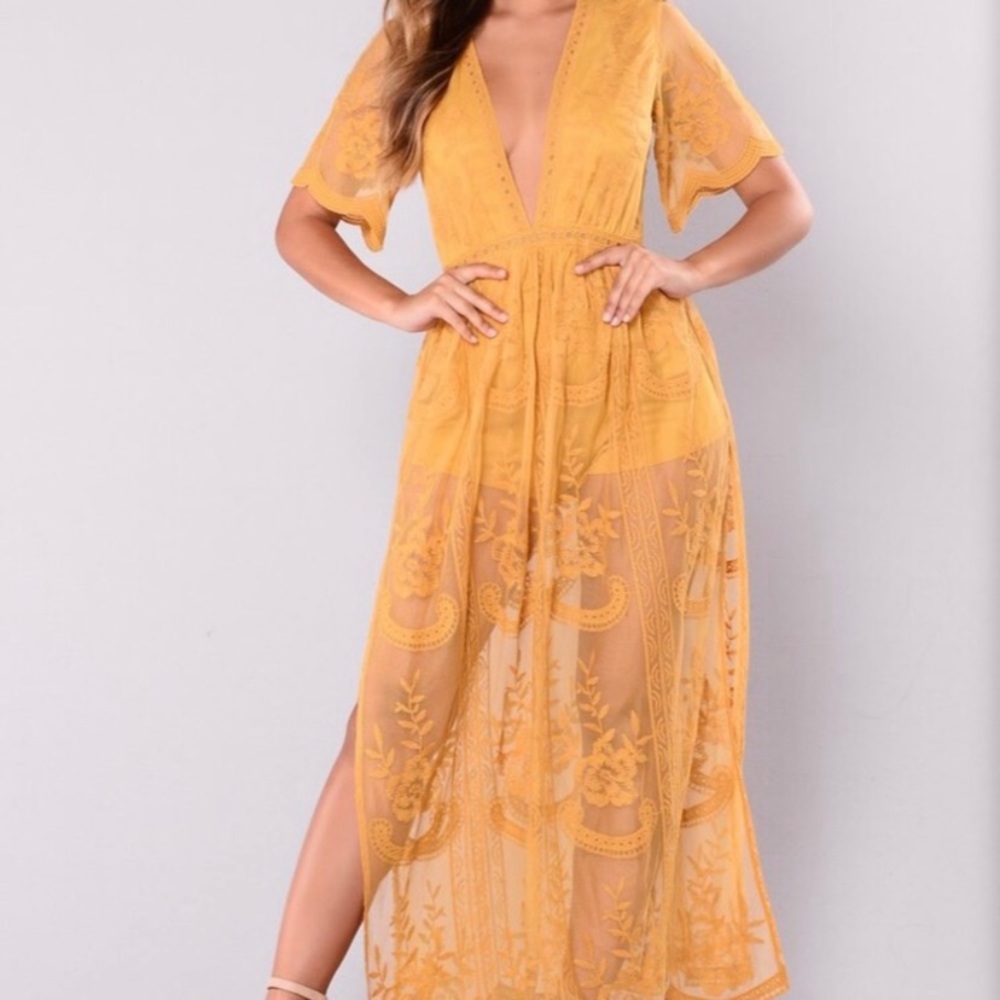 Lace dress/romper
